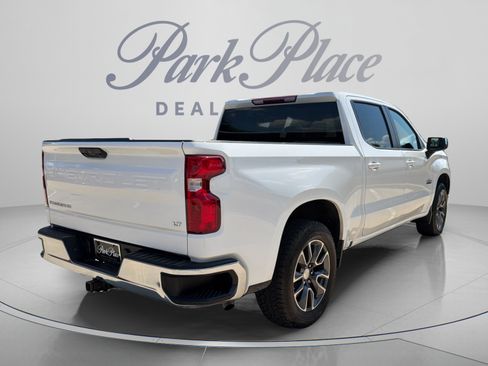 Used 2023 Chevrolet Silverado 1500 LT w/ Protection Package RWD image 5