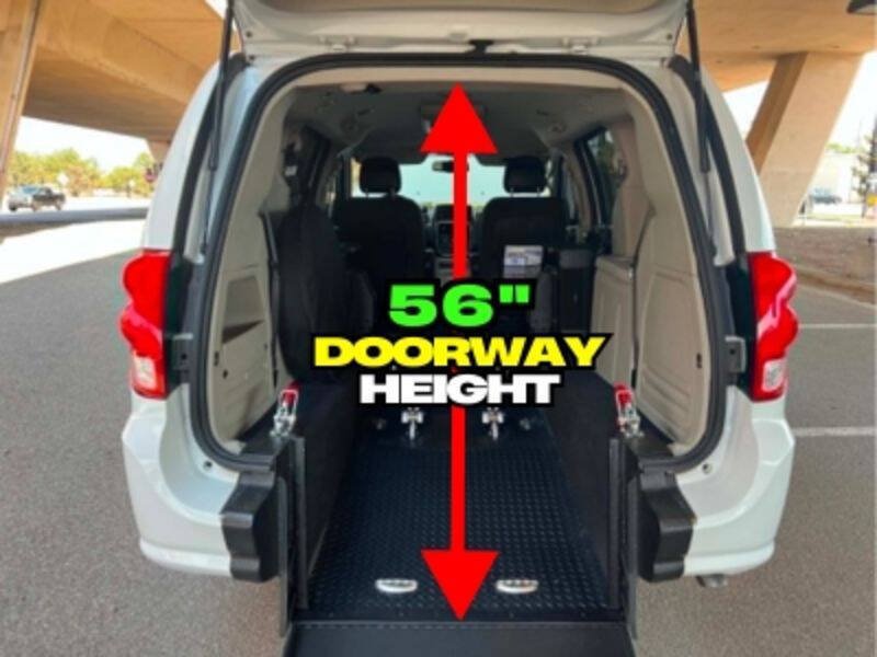 Used 2017 Dodge Grand Caravan SE w/ Power Window Group FWD image 45