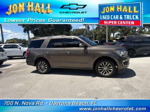 Used 2018 Ford Expedition Limited w/ Equipment Group 301A RWD image 14