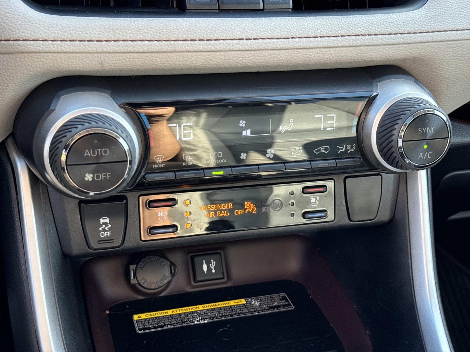 Used 2019 Toyota RAV4 Limited w/ Advanced Technology Package AWD/4WD image 39