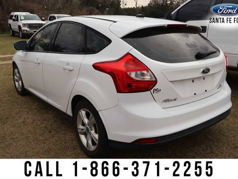 Used 2013 Ford Focus SE image 2