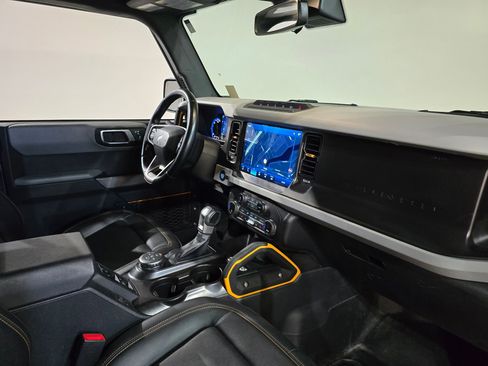 Used 2021 Ford Bronco Badlands image 36