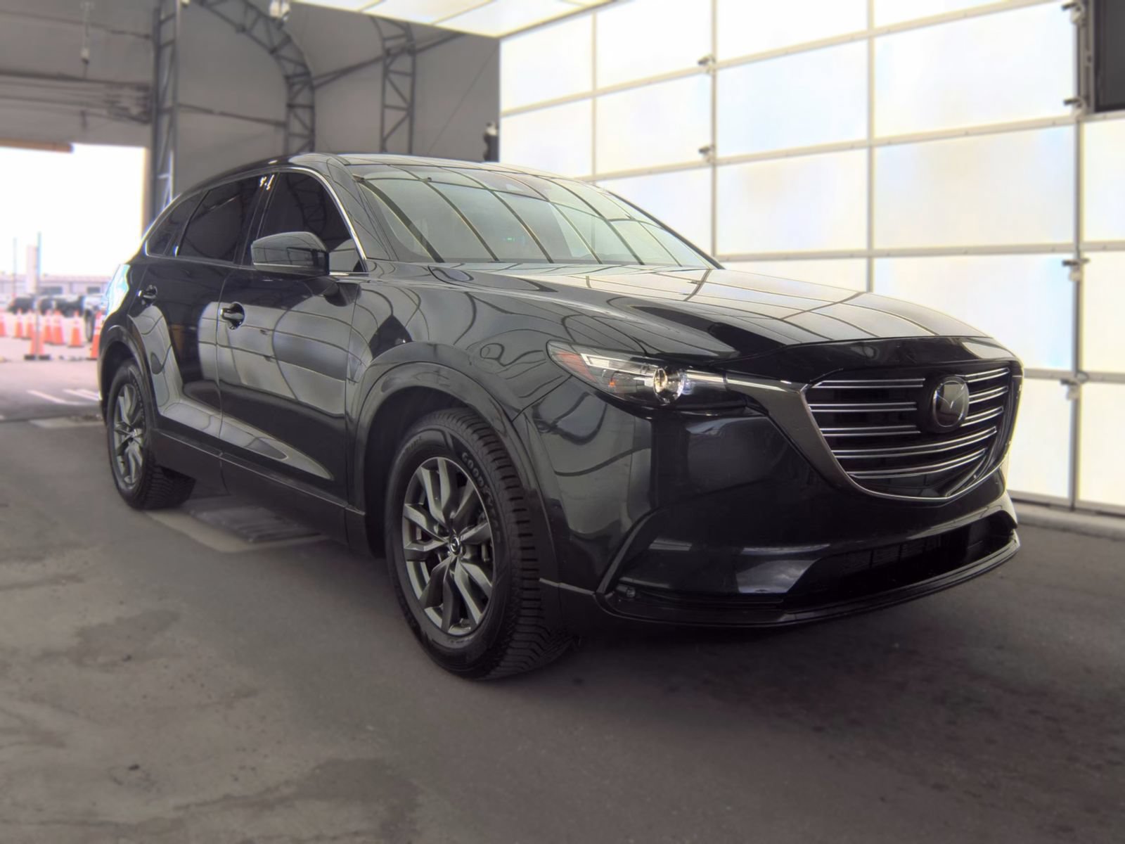 Used 2023 MAZDA CX-9 Touring AWD/4WD image 4