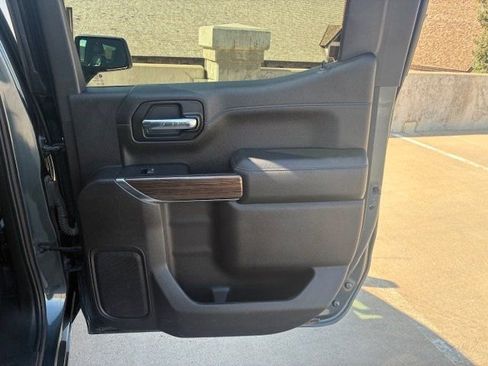 Used 2020 Chevrolet Silverado 1500 RST w/ All-Star Edition image 17