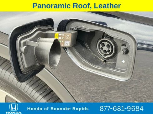 Used 2024 Jeep Grand Cherokee Limited 4xe image 18