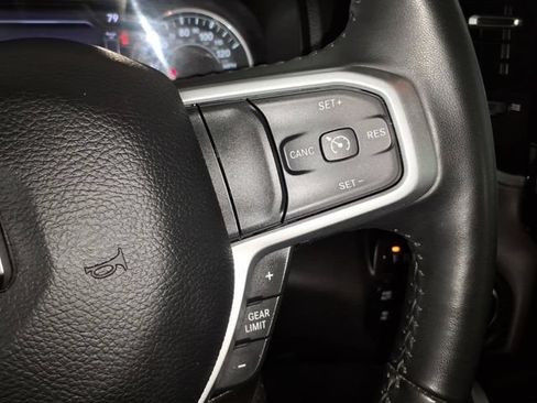 Used 2023 RAM 1500 Big Horn AWD/4WD image 18