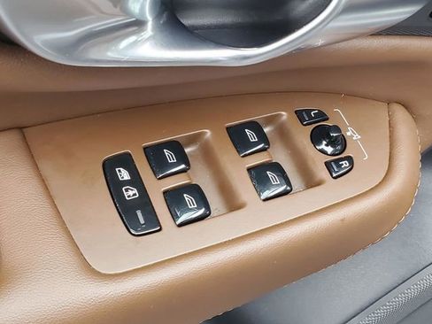 Certified 2024 Volvo XC90 B6 Plus w/ Protection Package Premier image 13