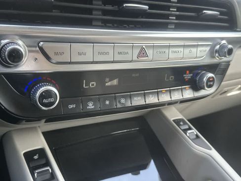 Certified 2022 Kia Telluride S FWD image 27