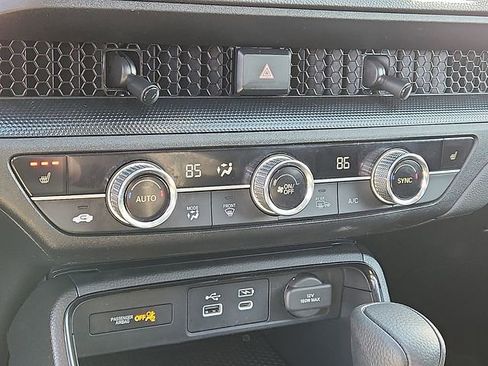 Used 2024 Honda CR-V EX image 16