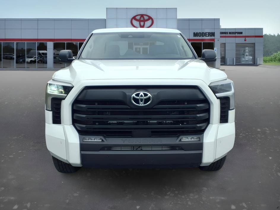 Used 2023 Toyota Tundra SR5 w/ SR5 Premium Package AWD/4WD image 10