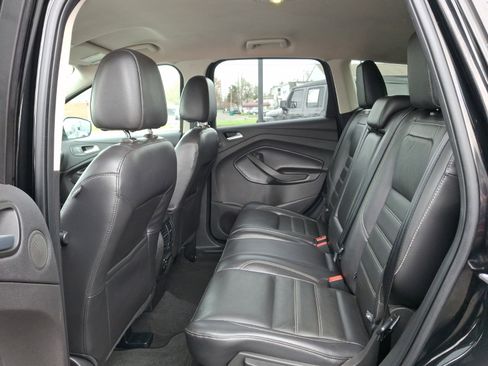 Used 2017 Ford Escape SE w/ SE Leather Comfort Package image 10