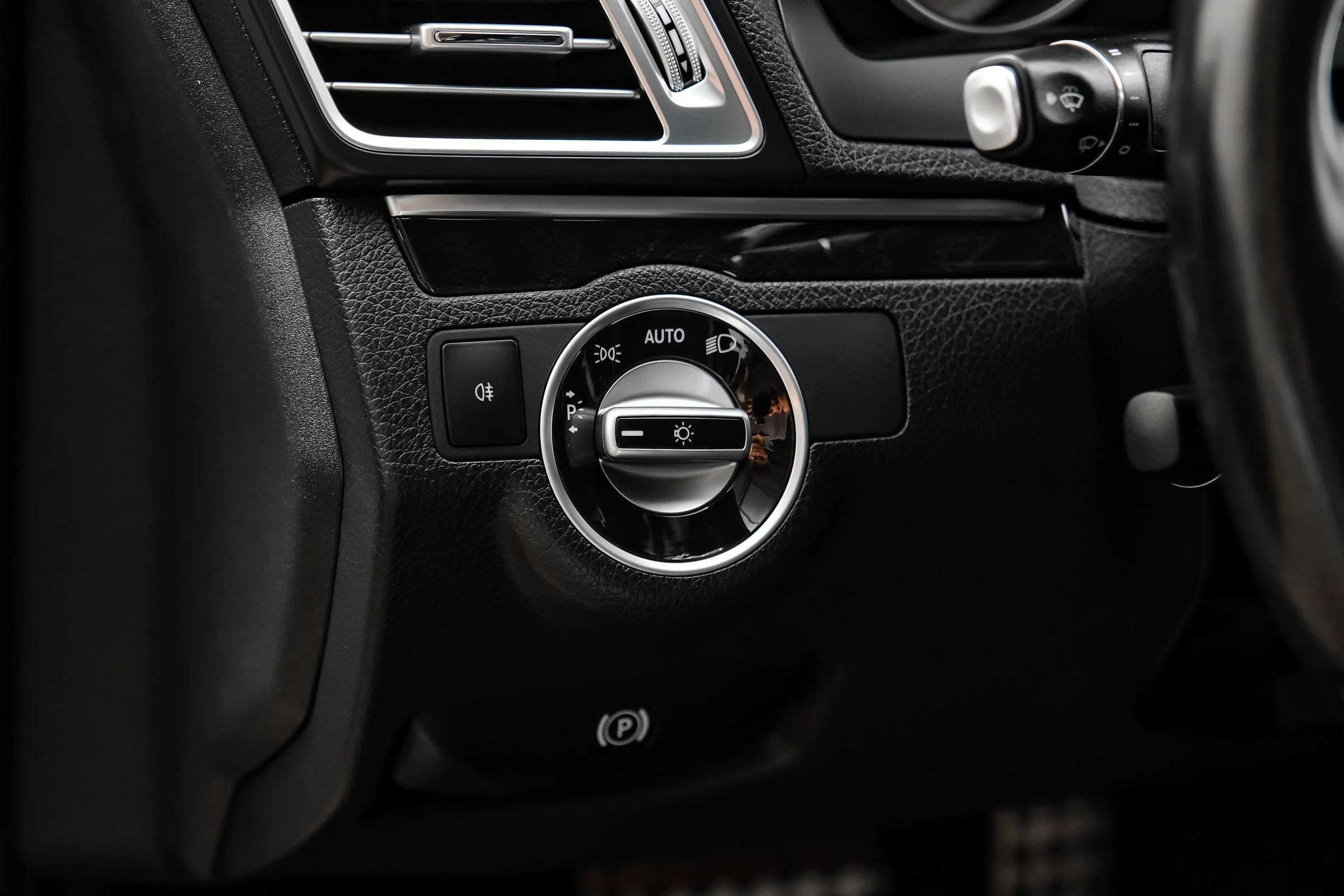 Used 2016 Mercedes-Benz E 400 Coupe image 18