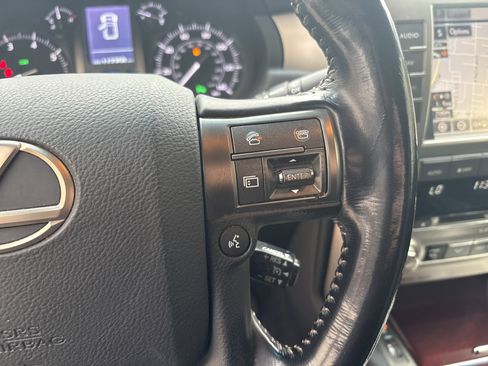 Used 2016 Lexus GX 460 w/ Premium Package AWD/4WD image 20