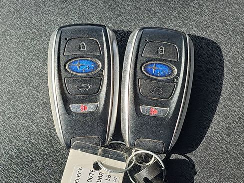 Used 2018 Subaru Outback 2.5i Limited image 13