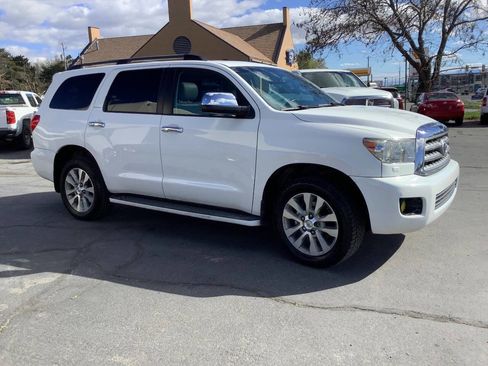 Used 2015 Toyota Sequoia Limited image 9