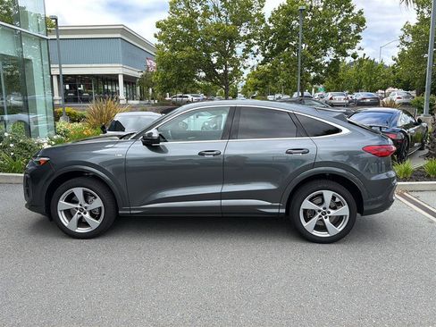 Used 2025 Audi Q5 Premium Plus w/ Premium Plus AWD/4WD image 9