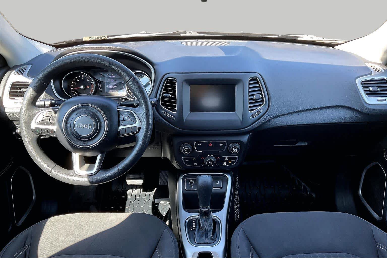 Used 2019 Jeep Compass Sport FWD image 15