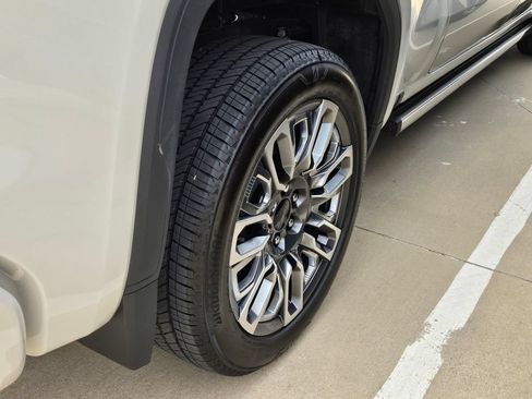 Used 2026 GMC Sierra 1500 Denali Ultimate AWD/4WD image 21