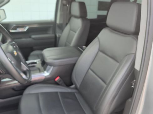 Used 2024 Chevrolet Silverado 1500 LTZ w/ LTZ Convenience Package II AWD/4WD image 12