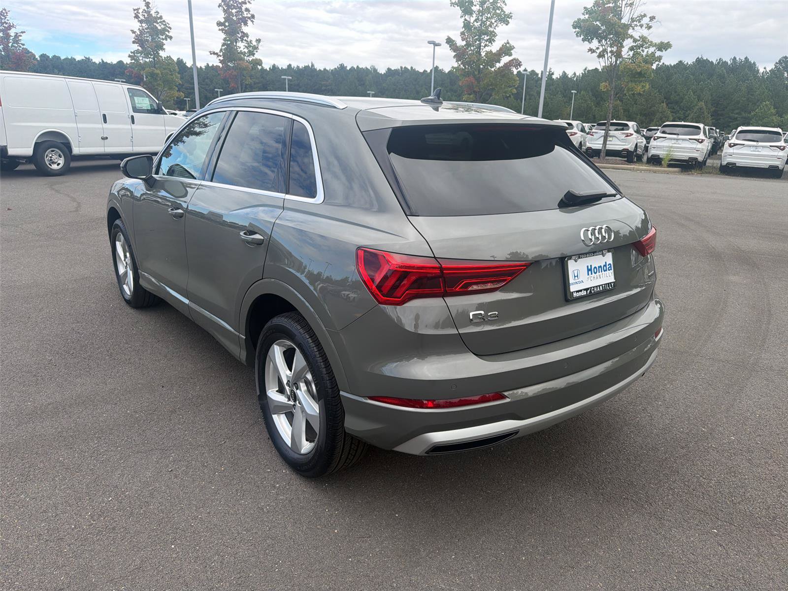 Used 2022 Audi Q3 2.0T Premium AWD/4WD image 5