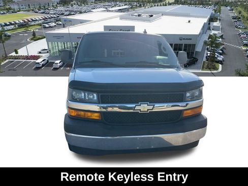 Used 2019 Chevrolet Express 3500 LT w/ LT Preferred Equipment Group RWD image 5
