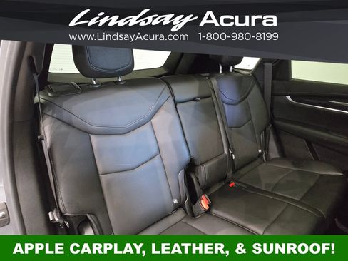 Used 2022 Cadillac XT5 Premium Luxury FWD image 9