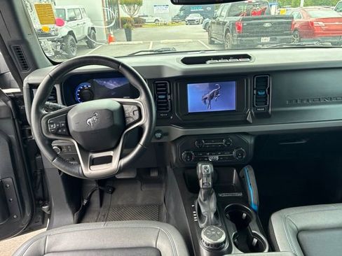 Used 2022 Ford Bronco Black Diamond AWD/4WD image 7