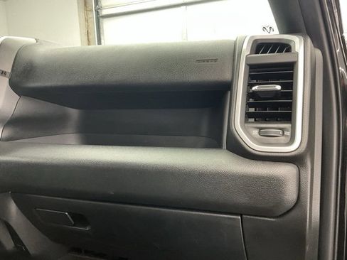 Used 2022 RAM 3500 Big Horn w/ Cold Weather Group image 11