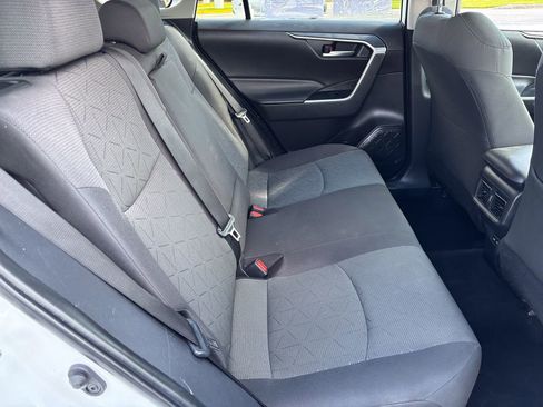 Certified 2024 Toyota RAV4 XLE AWD/4WD image 40