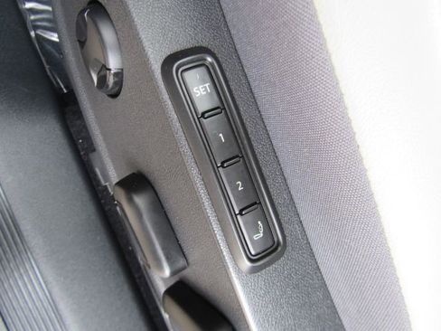 Used 2021 Volkswagen ID.4 Pro S w/ ID.4 Protection Package image 18