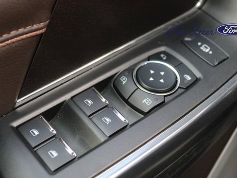 Certified 2025 Ford F250 King Ranch image 24