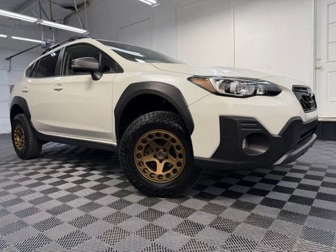 Used 2022 Subaru Crosstrek 2.5i Sport w/ Moonroof Package AWD/4WD image 1