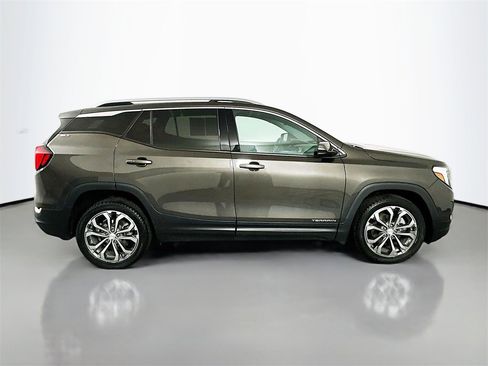 Used 2019 GMC Terrain SLT w/ Preferred Package image 8