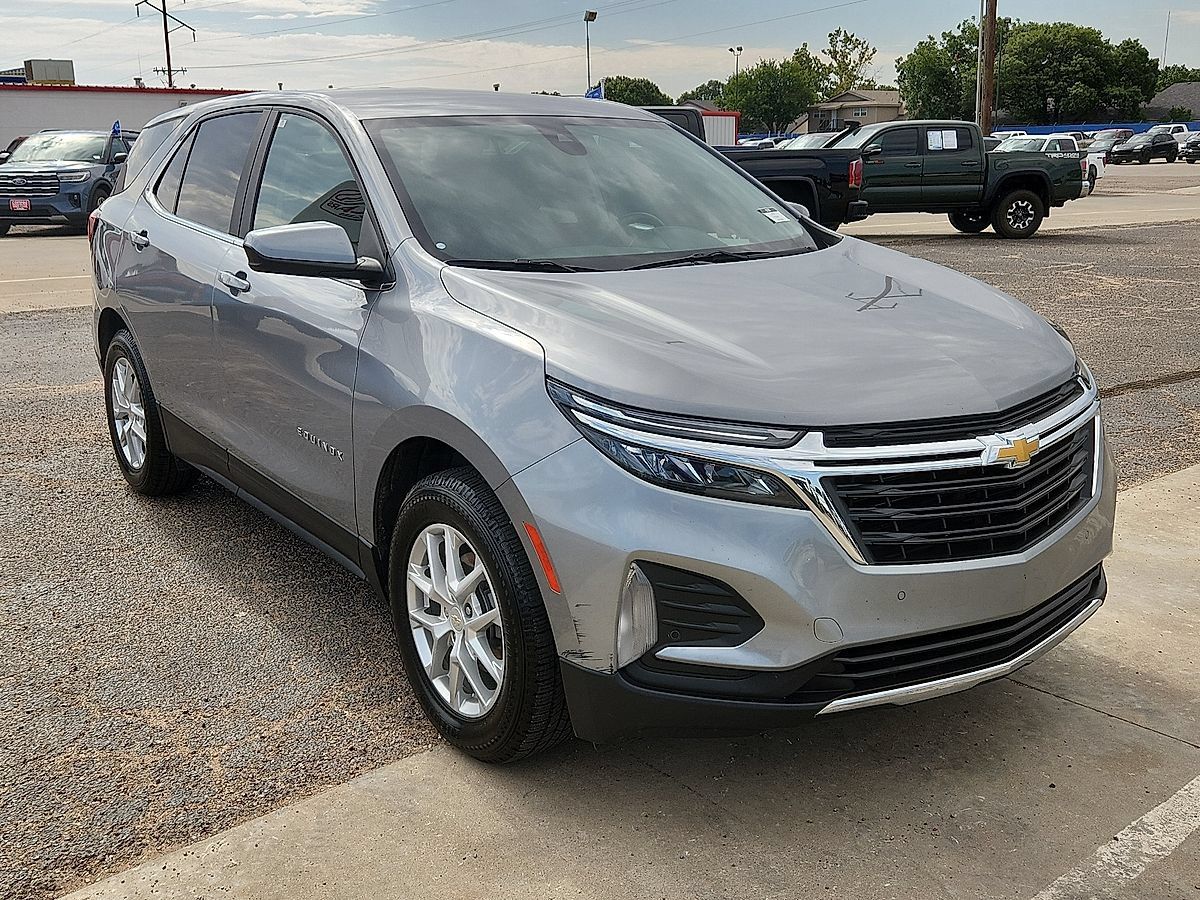 Used 2024 Chevrolet Equinox LT AWD/4WD image 4