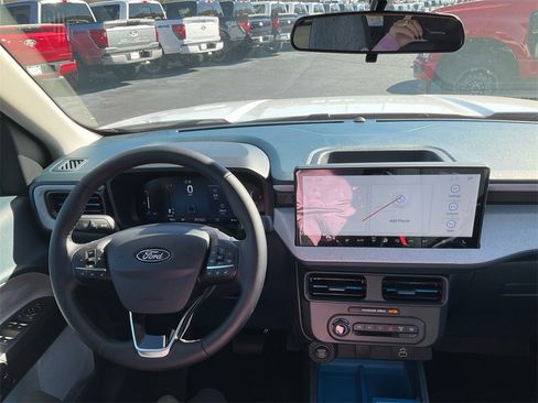 New 2025 Ford Maverick XLT w/ XLT Luxury Package image 22
