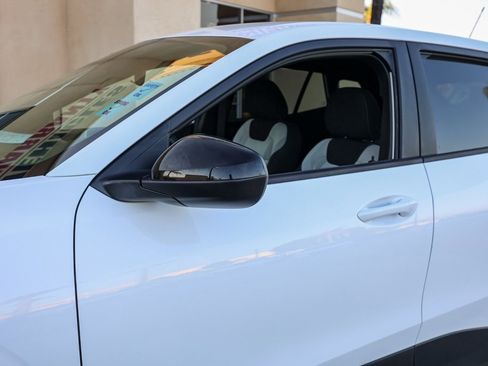 Used 2024 Chevrolet Trax RS w/ Driver Confidence Package image 12