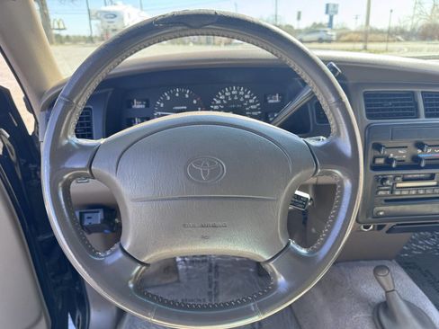 Used 1998 Toyota T100 SR5 image 34
