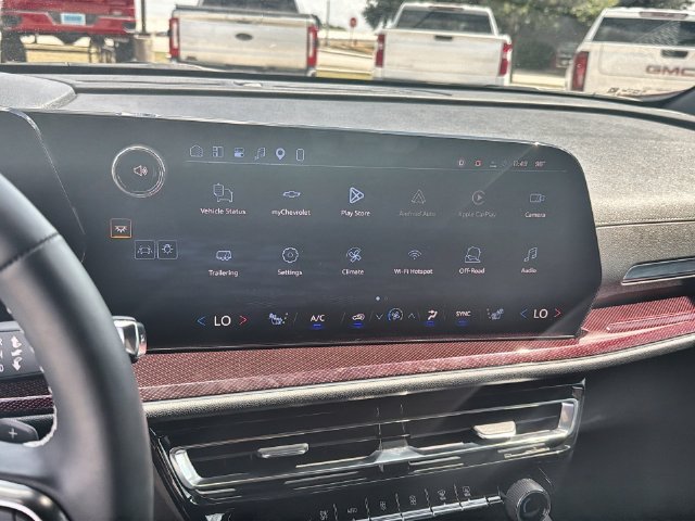 Certified 2026 Chevrolet Traverse Z71 w/ Driver Confidence Package AWD/4WD image 13