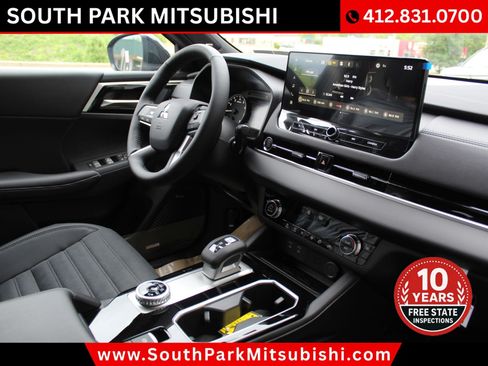 New 2026 Mitsubishi Outlander LE AWD/4WD image 10
