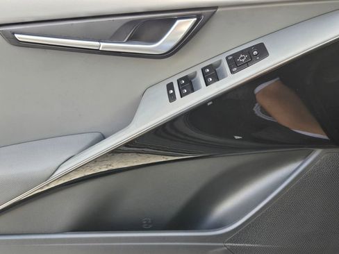 New 2026 Kia Niro EX image 15
