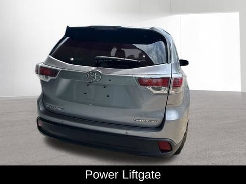 Used 2016 Toyota Highlander Limited Platinum AWD/4WD image 10