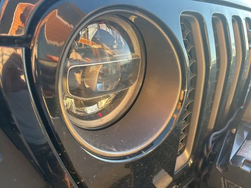 Used 2021 Jeep Wrangler Unlimited Rubicon 4xe image 35