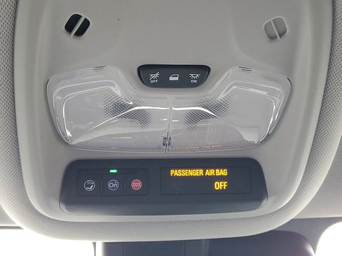 Used 2023 Chevrolet TrailBlazer LT w/ Convenience Package AWD/4WD image 20