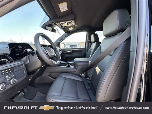 New 2026 Chevrolet Suburban LT w/ Comfort Package image 24