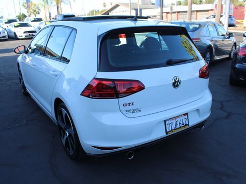 Used 2017 Volkswagen GTI Sport FWD image 5
