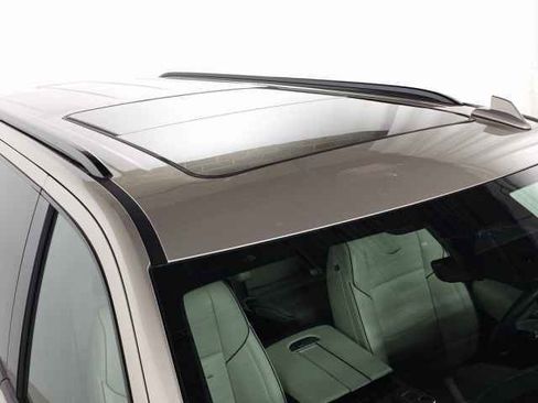 Used 2021 Cadillac Escalade ESV Sport w/ Driver Assist Tech Package image 20