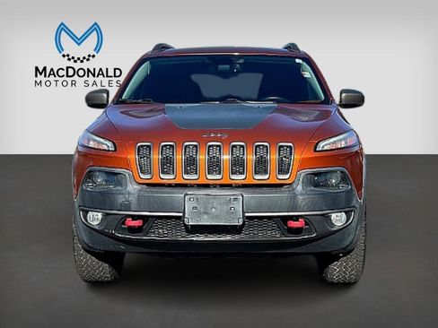Used 2015 Jeep Cherokee Trailhawk w/ Comfort/Convenience Group image 2