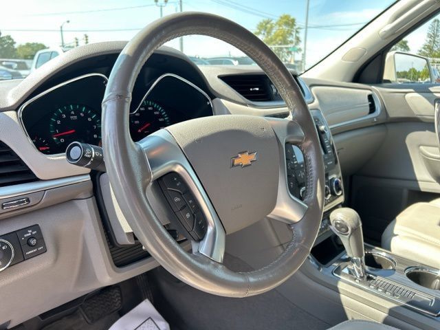 Used 2014 Chevrolet Traverse LTZ AWD/4WD image 41