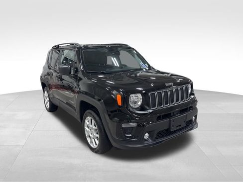 Certified 2022 Jeep Renegade Latitude image 7