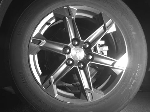 Used 2025 Chevrolet Blazer LT FWD image 14